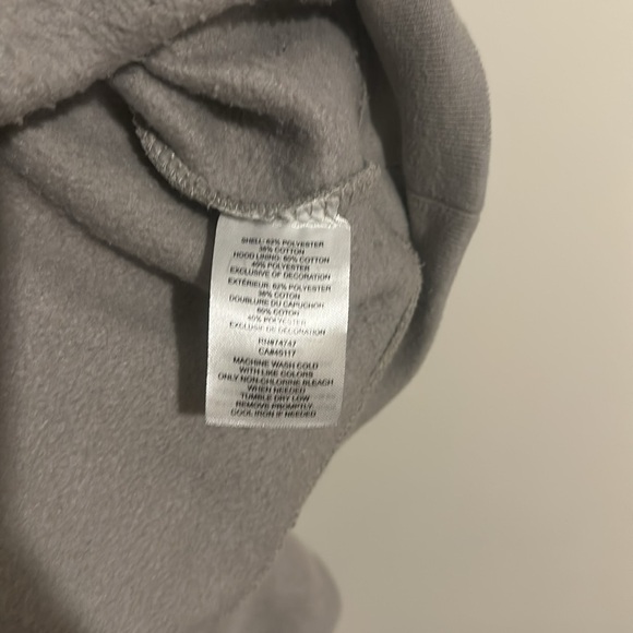 Cabela's Gray Long Sleeve Boxy Hoodie - Picture 4 of 5